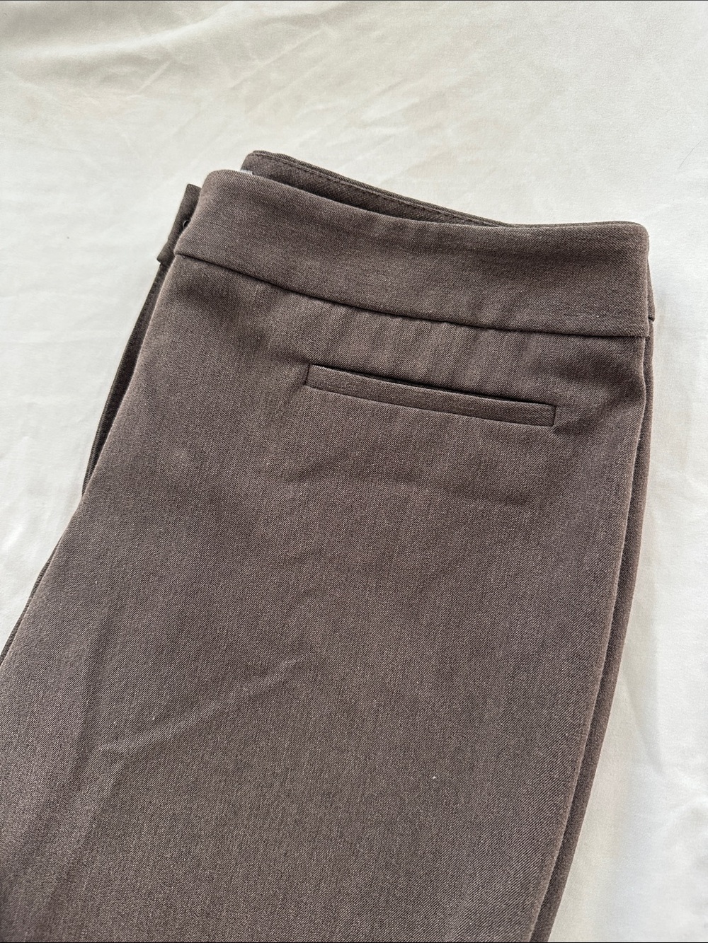 Liz Claiborne Brown Women's Dress Pants - Super Flattering! - Picture 3 of 10